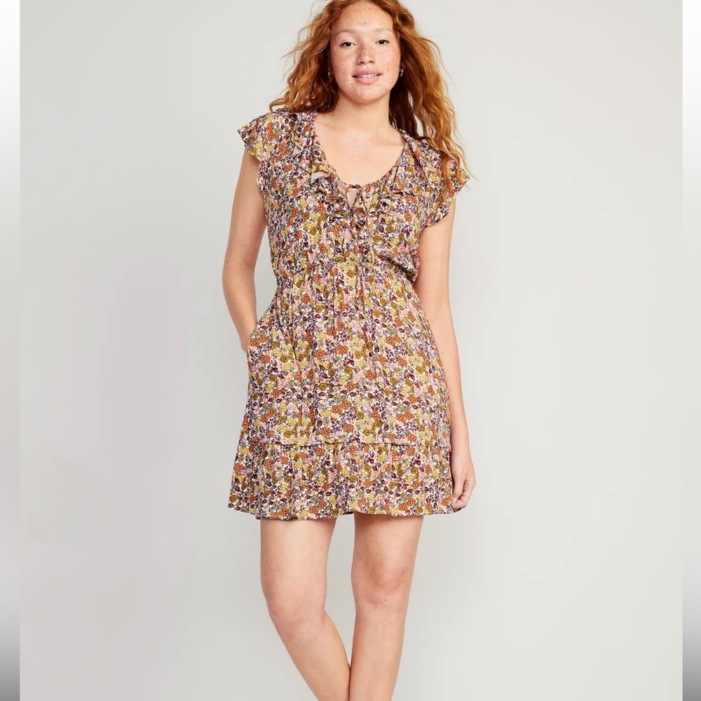 NWT Old Navy Waist-Defined Flutter-Sleeve Floral Mini Dress for Women